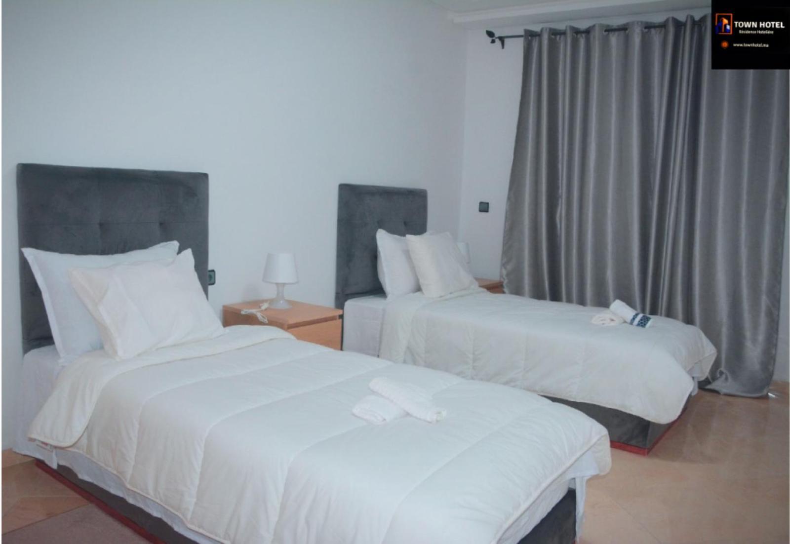 Town Hotel Кенитра Екстериор снимка