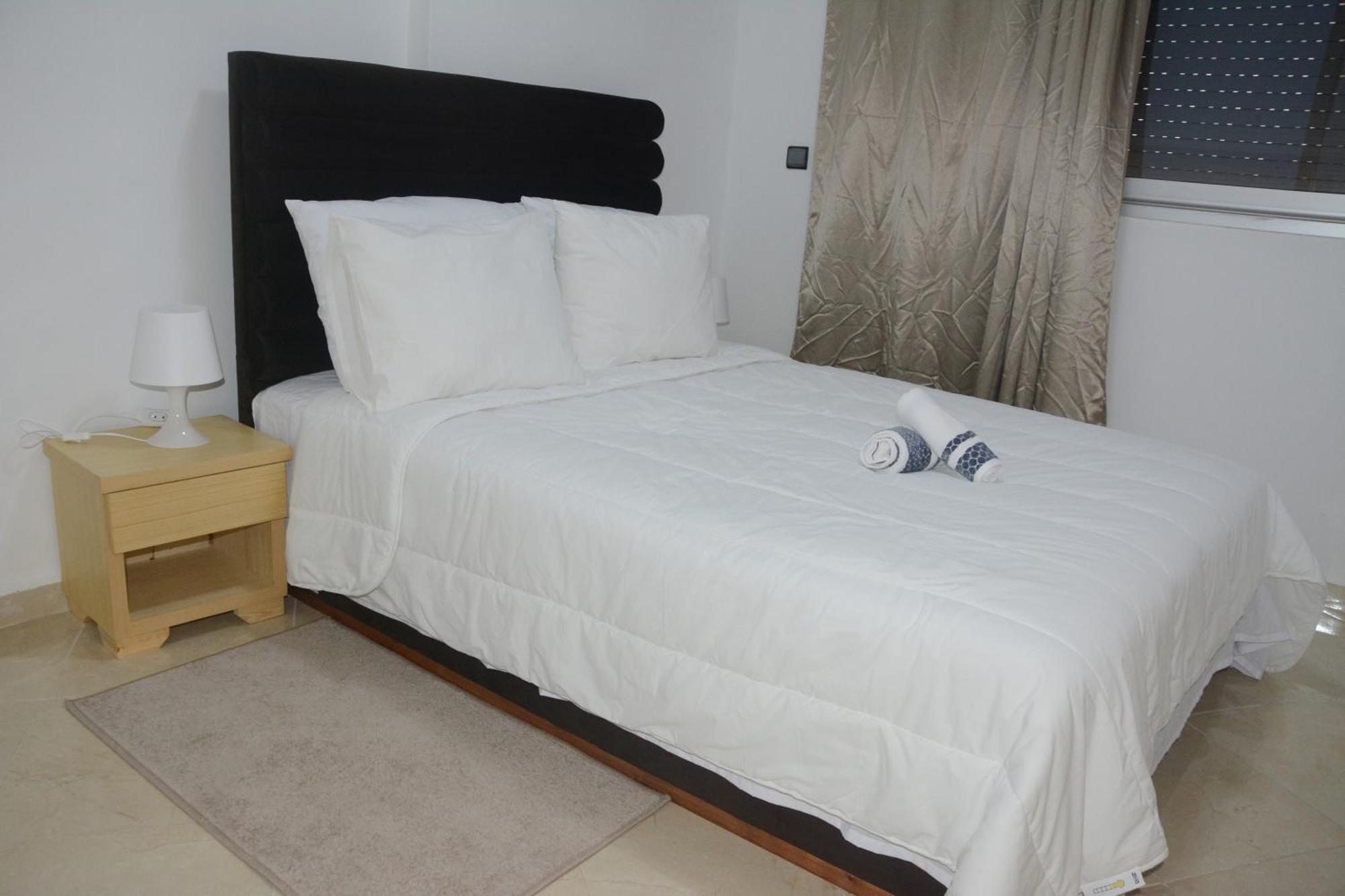 Town Hotel Кенитра Екстериор снимка